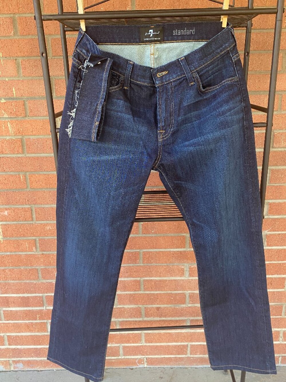 ⭐️NEW⭐️7 For All Mankind dark wash straight leg jeans